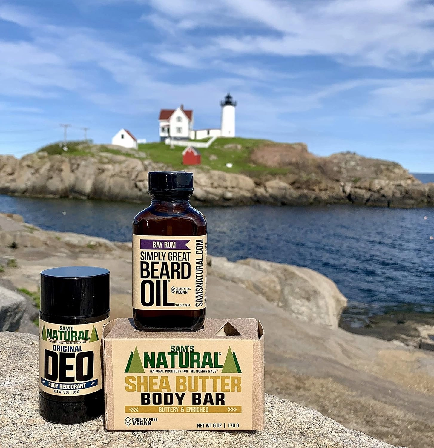 BAY RUM Scented - Holiday Gifts - Stocking Stuffers - Beard Conditioner - 3 Oz -Easy Applicator - Natural - Vegan and Cruelty Free - Gifts for Men with Beards