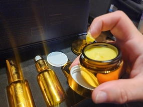 Beard Kit for Black Men: Beard Care Kit w/Balm, Oil & Vitamin Spray, All-Natural INgredients for Men Grooming and Care, Ideal Fathers Day Birthday & Valentines Day Gifts for Him