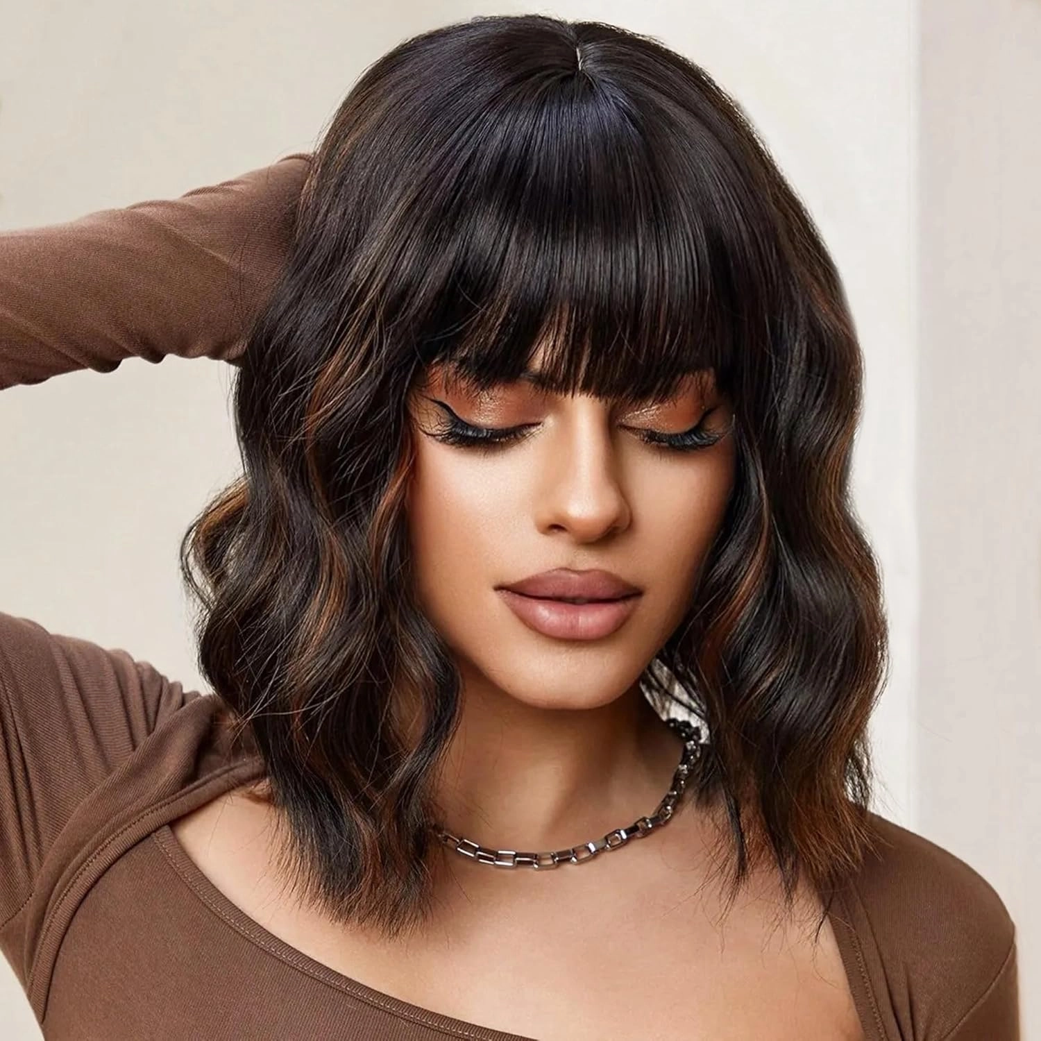 Black Mixed Brown Short Curly Wavy Wig with Bangs for Women Shoulder Length Bob Wig Women's Wigs Synthetic Heat Resistant Fiber Wigs for Daily Party Use (14 Inches)