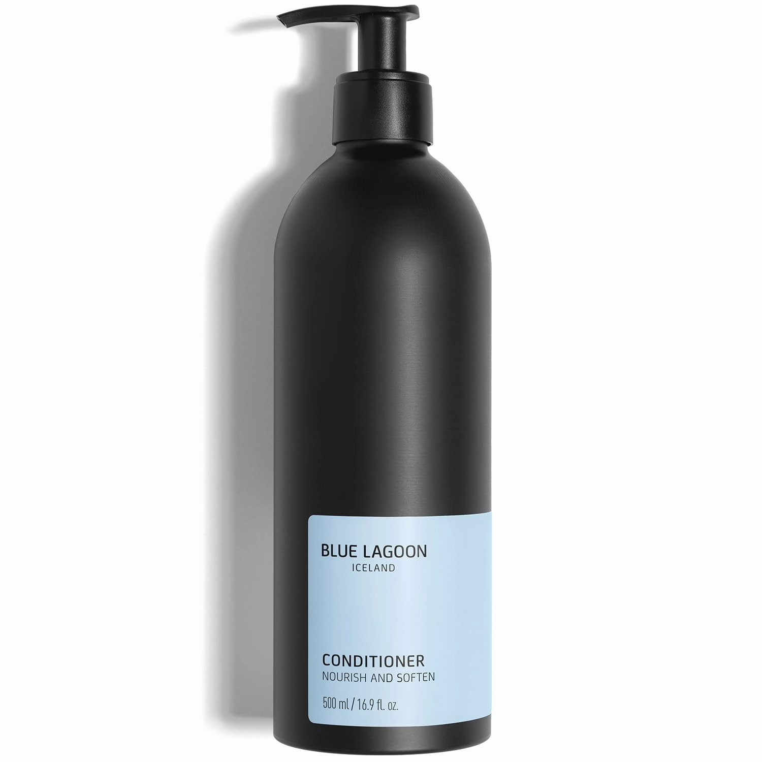 Blue Lagoon Skincare Conditioner - Enriched with Blue Lagoon Seawater - Nourish, Hydrate, Detangle & Soften Hair - Creamy Lightweight Texture - For All Hair Types - 500ML
