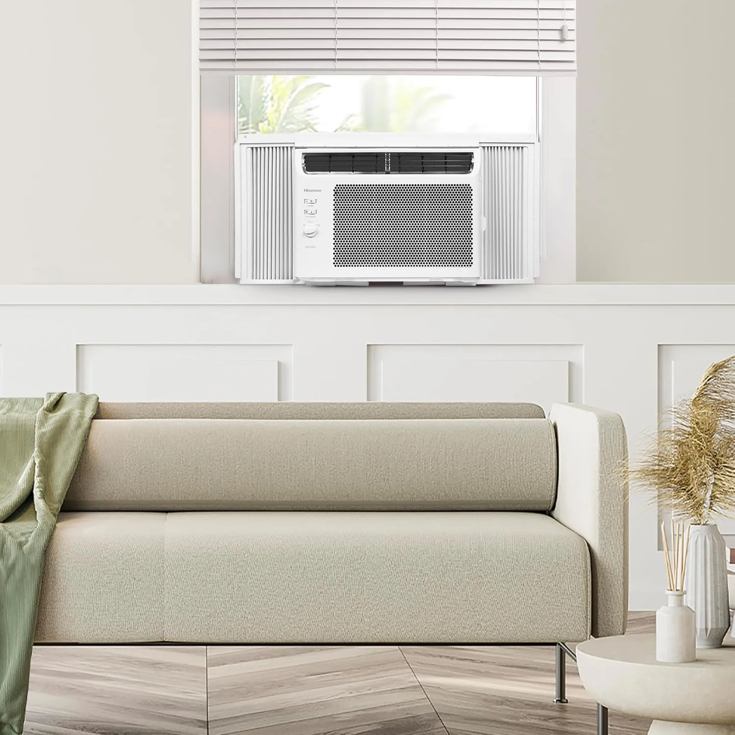 Hisense WC05R25A Window Air Conditioner, 5,000 BTU, White