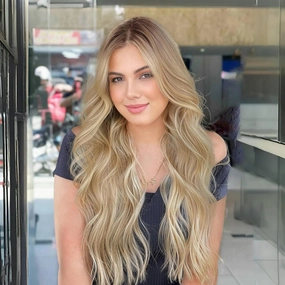 Long Blonde Wigs for Women, Ombre Beach Blonde Wavy Wig, 26 Inch Lace Front Women's Charming Wigs Natural Looking Synthetic Heat Resistant Fiber Wig for Daily Party Use