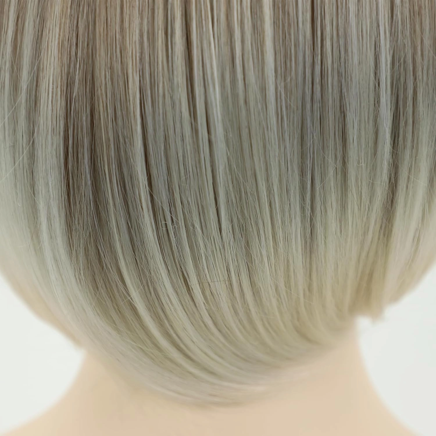RENERSHOW Short Blonde Bob Wig with Bangs for White Women Chin Length Ash Blonde Cute Classic Bob Straight Hair Synthetic Wig